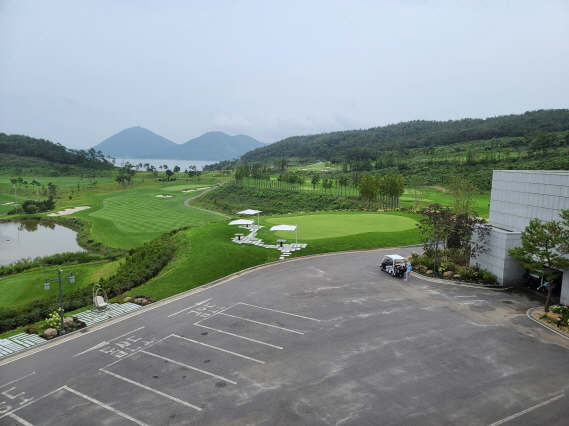 작업중 (54)
