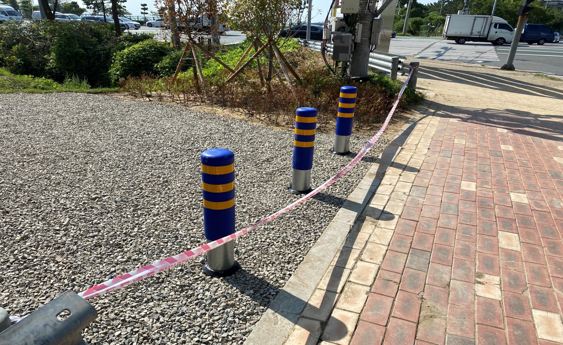 ​볼라드 설치 후