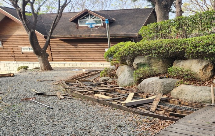 보행데크 작업중